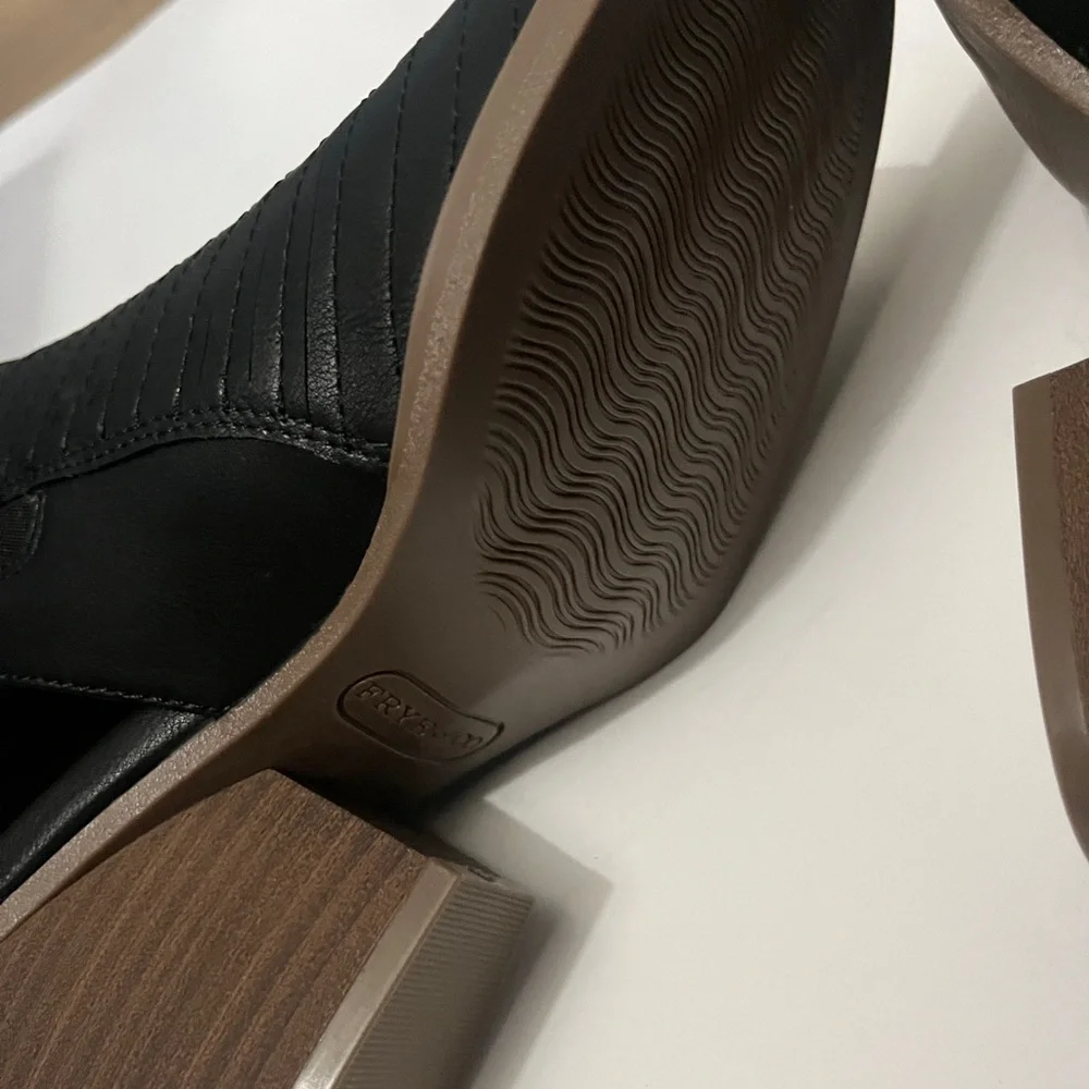 FRYE AND CO. Brand New Black Open-Toe Slingback Mules - Picture 5 of 5